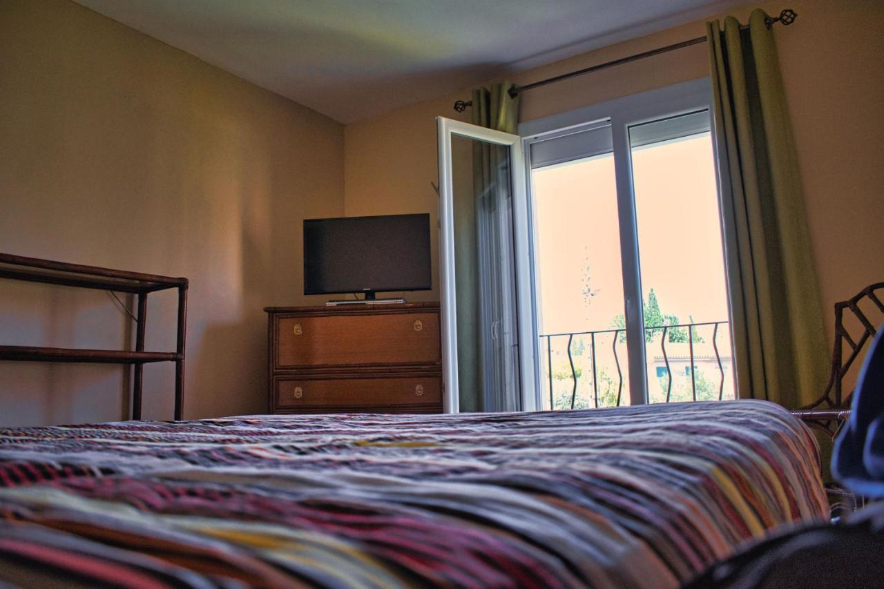 Agreable Maison 3 Chambres Avec Piscine Carcassonne Buitenkant foto